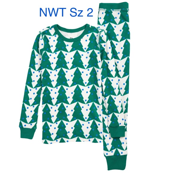 Crewcuts Other - NWT crewcuts Sz 2 🎄 Pajamas